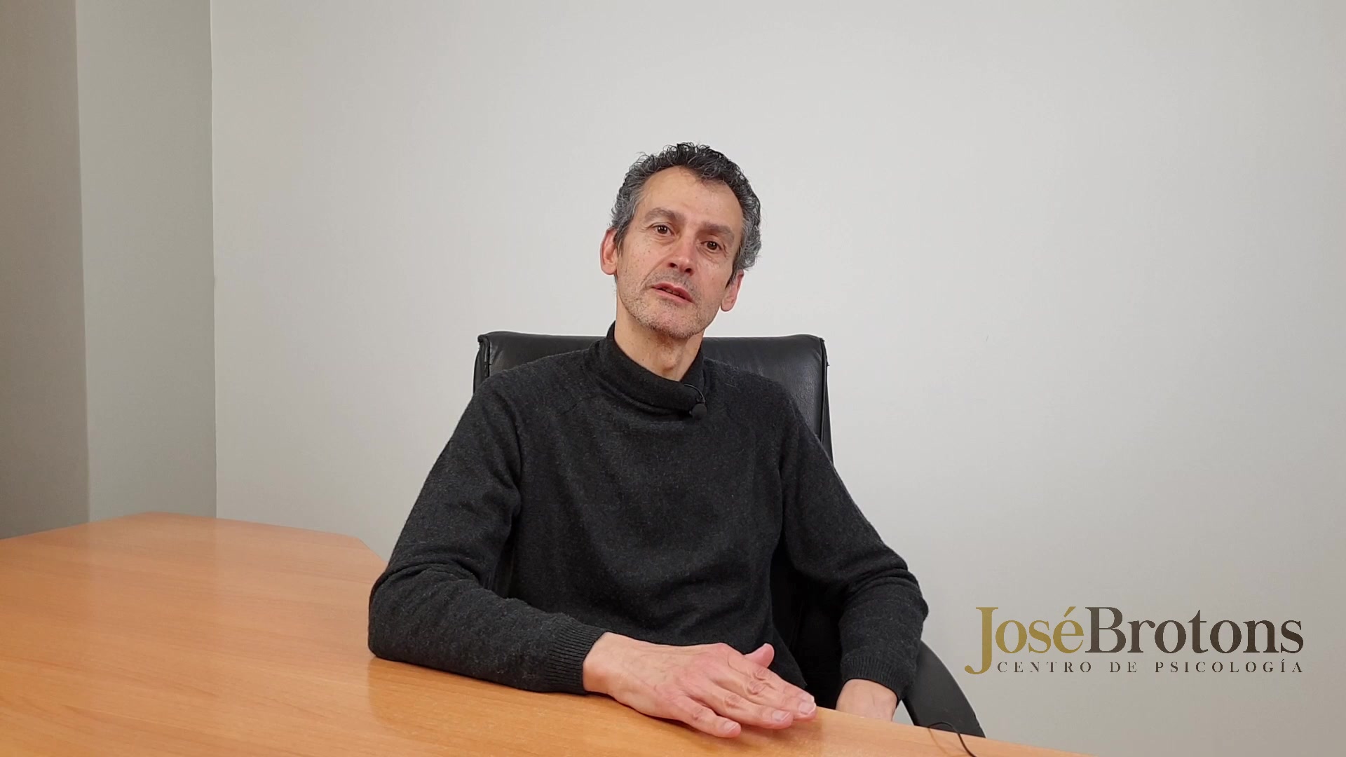 José Brotons, psicólogo y profesor de mindfulness en Alicante